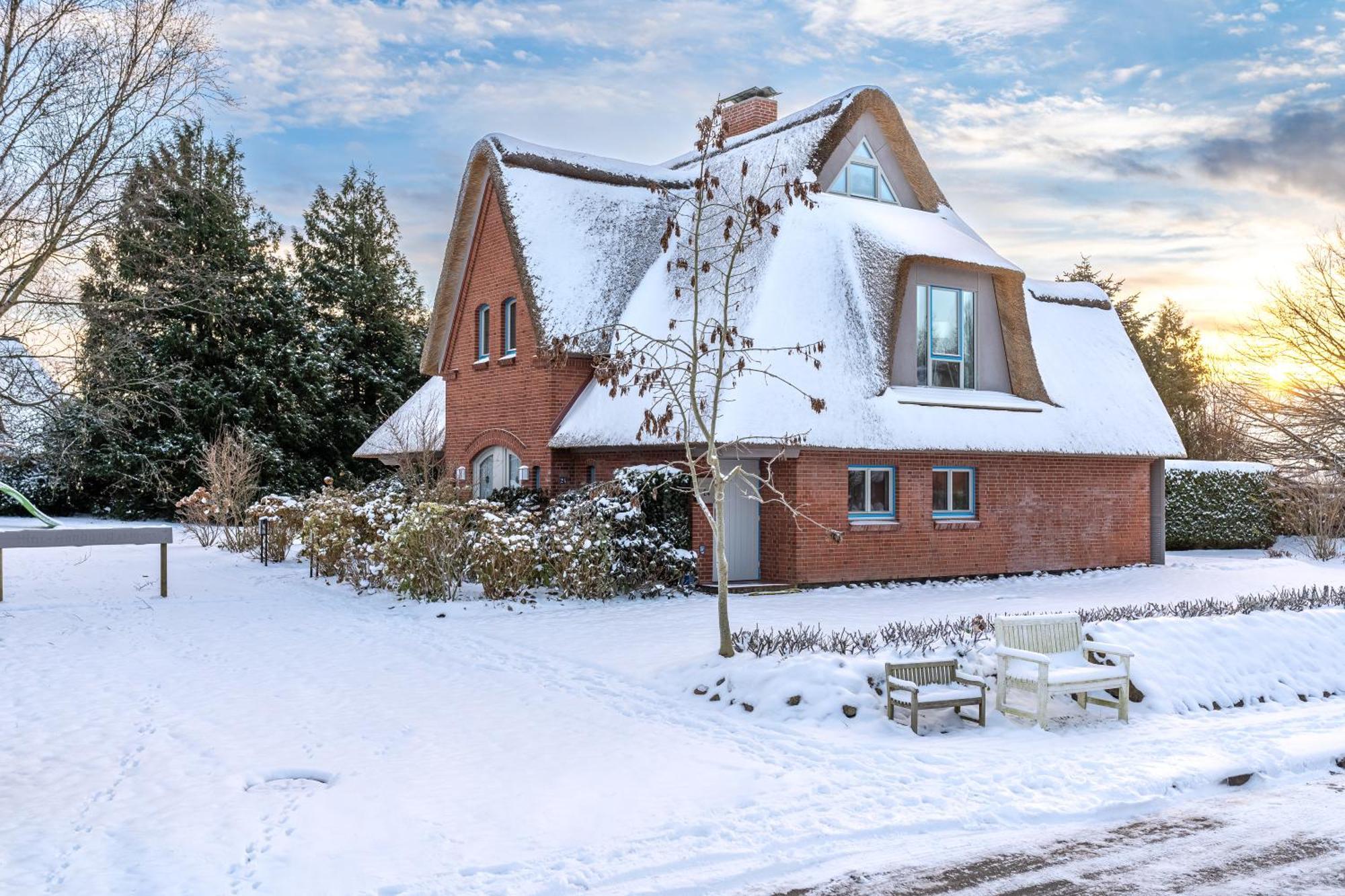 Reetdach-Landhaus Mini Haubarg タツィング エクステリア 写真